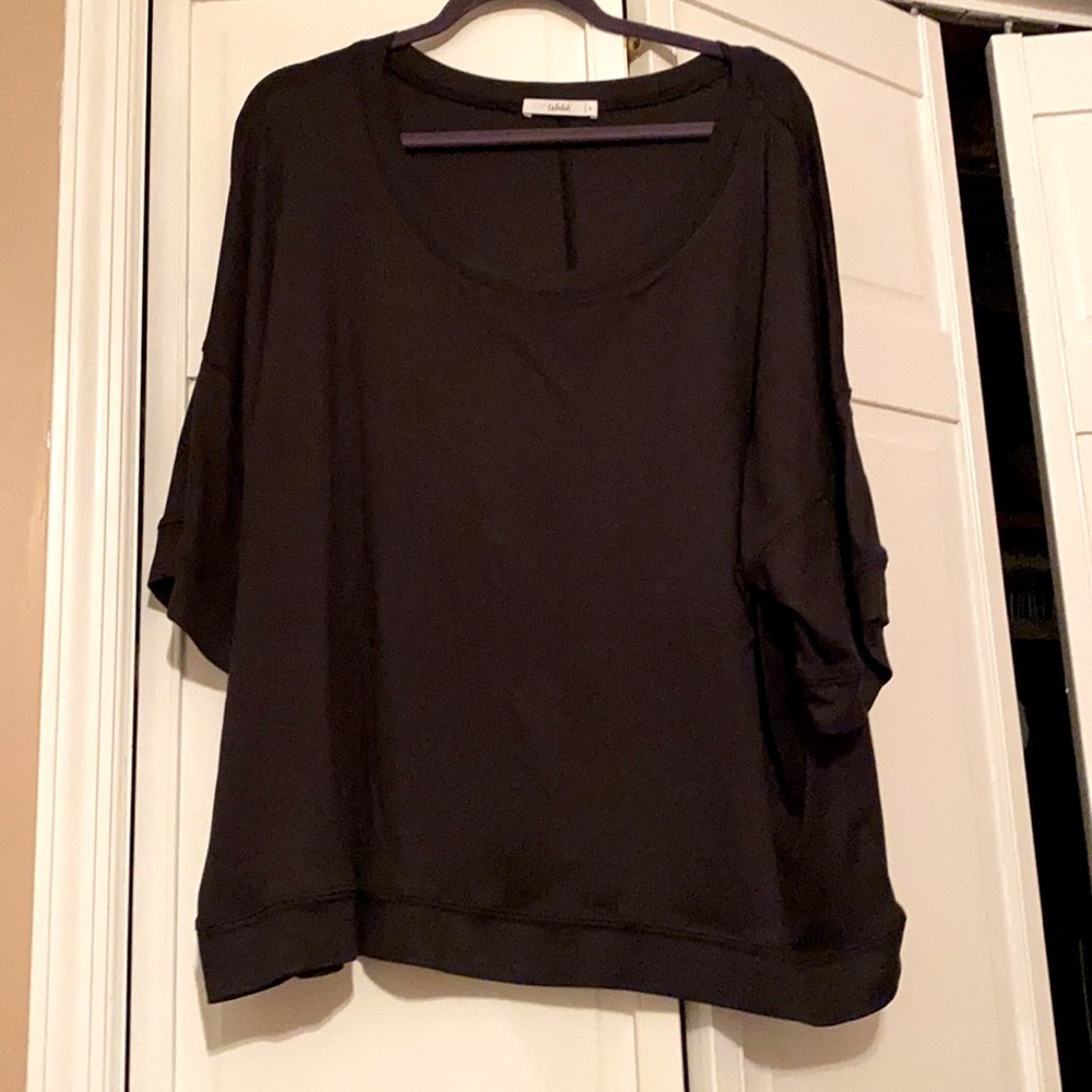 Wide fit sweater